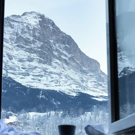 Eiger Chic فندق *